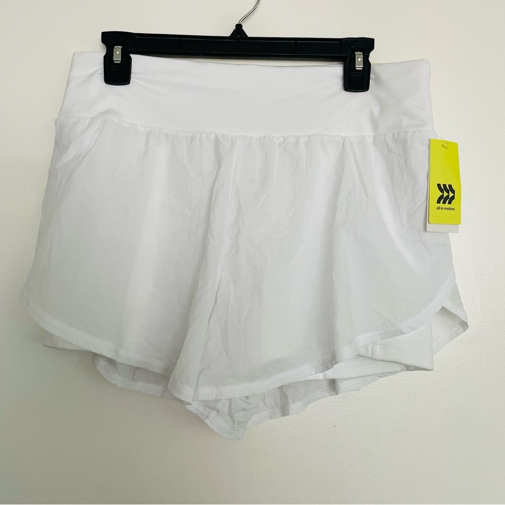 Women’s All in Motion 2 in 1 Shorts White Size Large